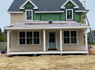 16 Kitts Field Cir, Edgartown, MA 02539