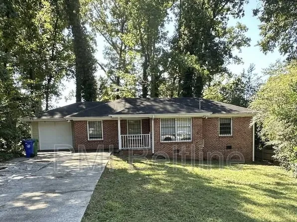 2881 Monterey Dr, Decatur, GA 30032