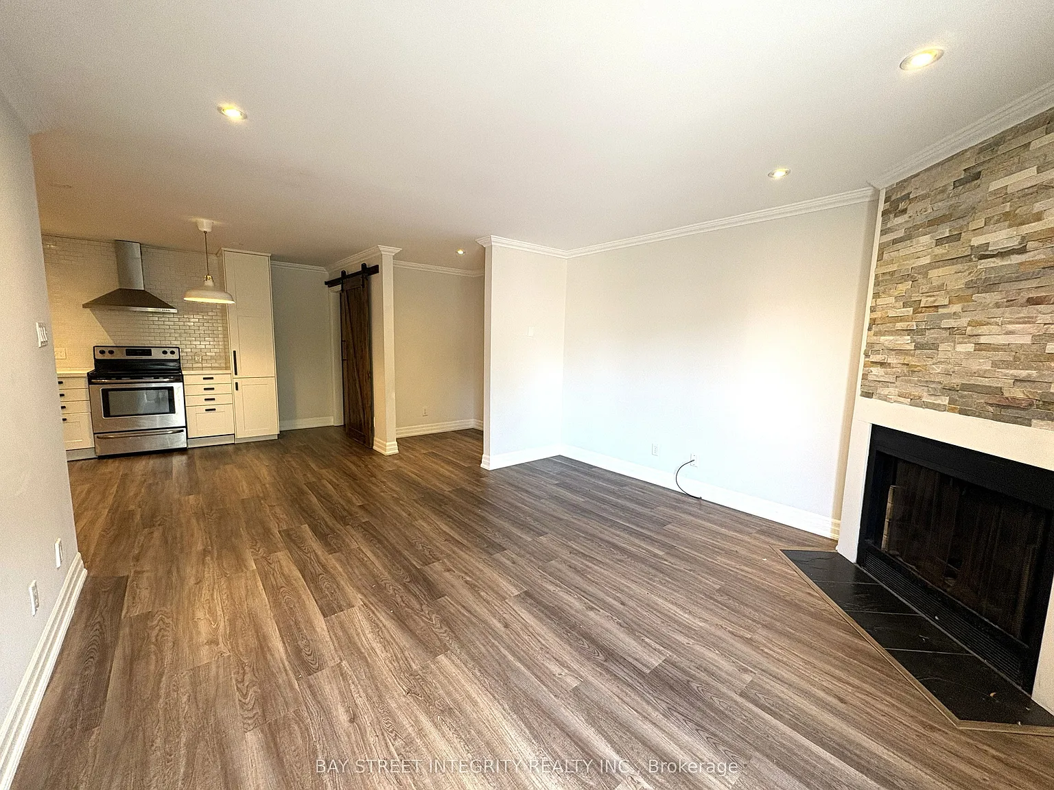 2 bed, $2,650 — Photo 4
