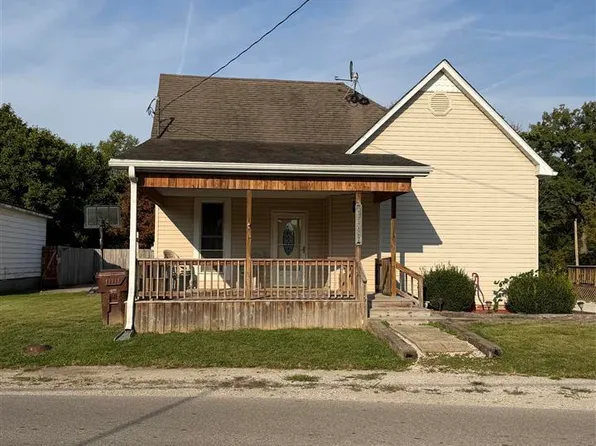 405 N State St, Hymera, IN 47855
