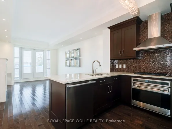 1717 Avenue Rd #307, Toronto, ON M5M 0A2