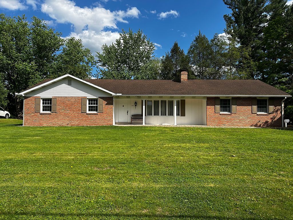 414 Berrysburg Rd - Property Image