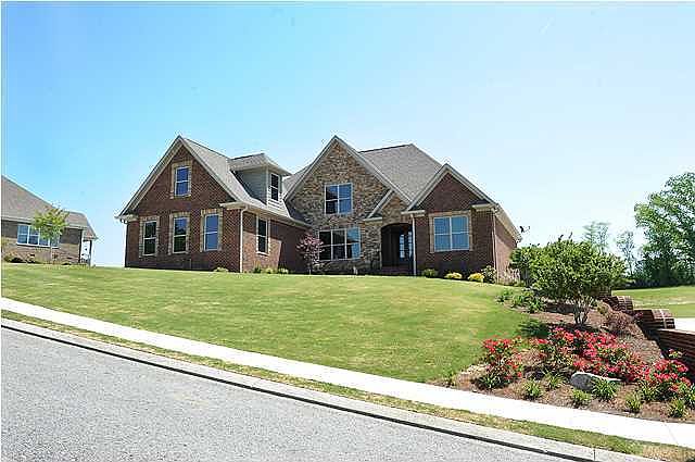 1st image of 26 Ashville Dr