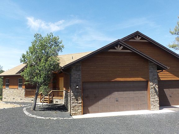 Oversized 3 car garage