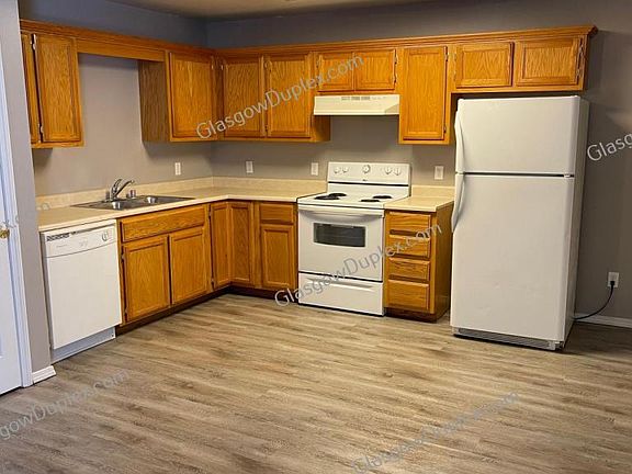 3rd image of 100 Olivia Dr APT C