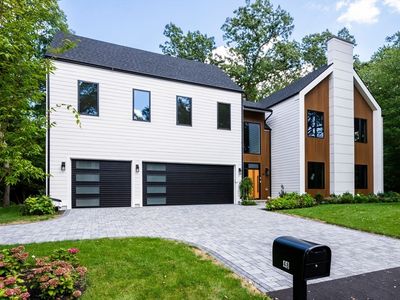 48 Sherburne Rd S, Lexington, MA, 02421