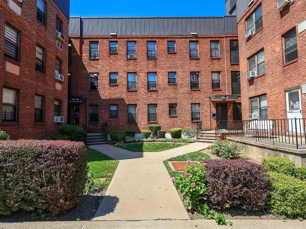 215-28 47th Ave #1B, Bayside, NY 11361