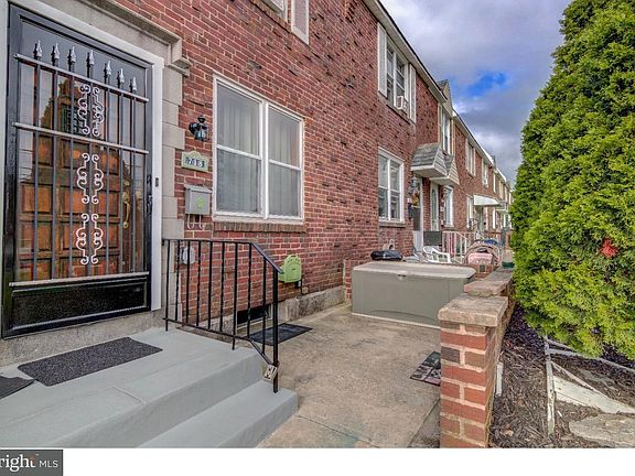 2nd image of 718 W Ashland Ave