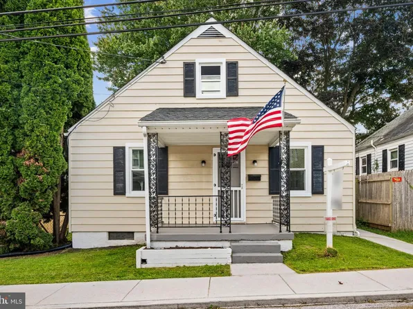 10 Ward Ave, Westminster, MD 21157