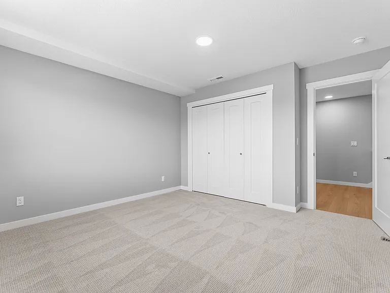 16457 NW Liberty St #1 — Photo 36