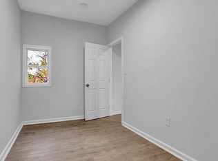 1516 Holbrook St, Baltimore, MD 21202