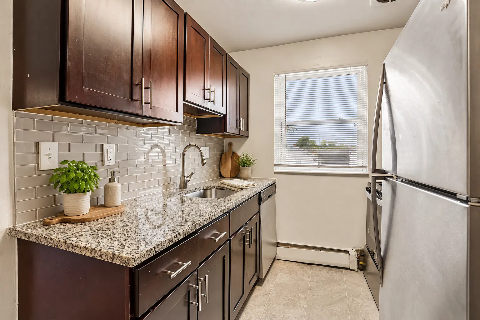 Hyde Park Apartment Homes — Photo 3