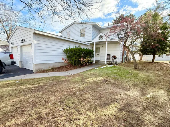 7 Alana Way, Plattsburgh, NY 12903