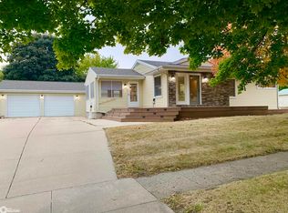 618 S Cedar St, Jefferson, IA 50129