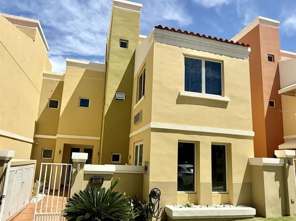 98 Candelero #121, Humacao, PR 00791