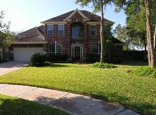 15823 Lake Loop Dr, Cypress, TX 77433