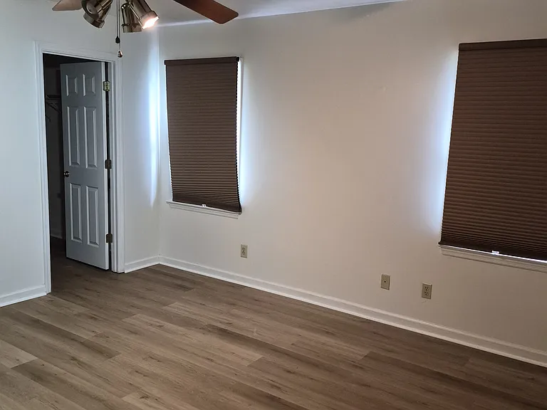 7812 Birchwood Ln — Photo 4