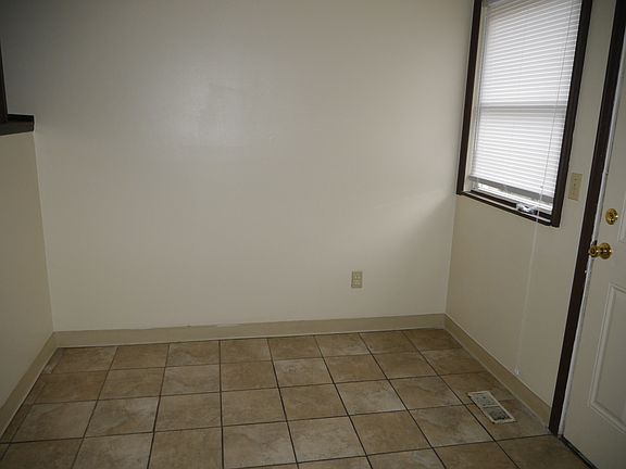 2nd image of 2250 Perkins Ct
