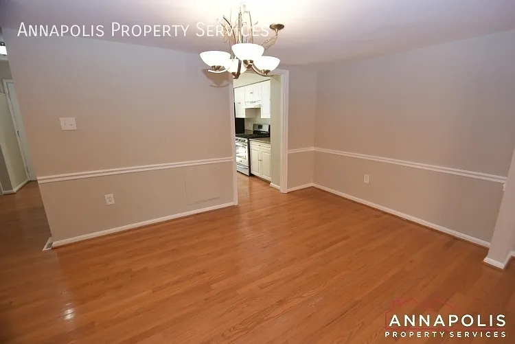 1650 Albermarle Dr — Photo 5