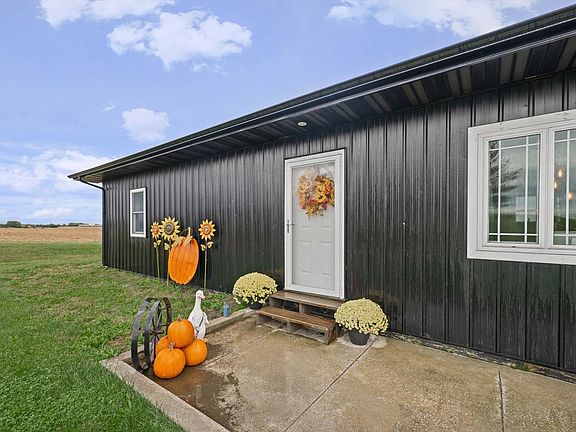 4th image of 1523 County Road 3300 N