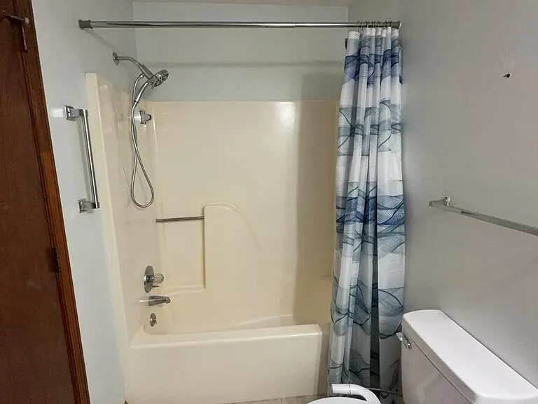106 Pete Jones Dr #B — Photo 8