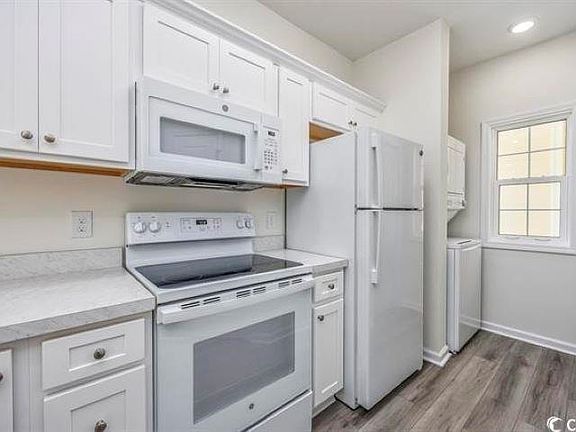 3rd image of 545 White River Dr. #15-I