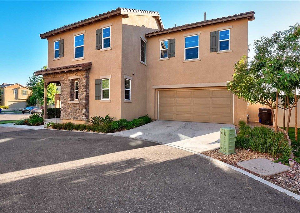 Driveway to park extra cars