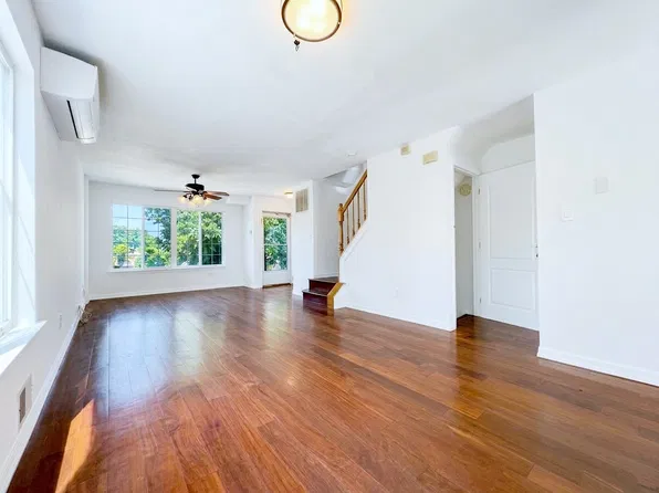 904 Rockland Ave, Staten Island, NY