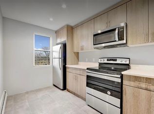 130 S 8th Ave FLOOR 3, Mount Vernon, NY 10550