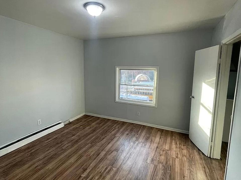 2nd image of 195 N 13th St #1