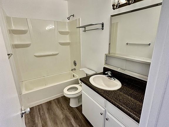 4th image of 12726 Pacific Ave APT 6