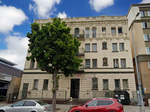 2nd image of 2910 W 8th St #7fc70467e