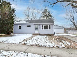 4214 School Rd, Madison, WI 53704