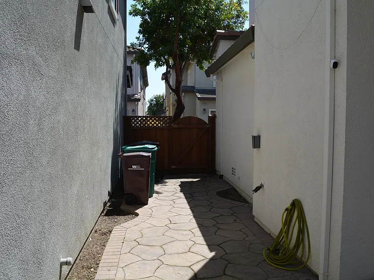 2523 Coldstream Way — Photo 18