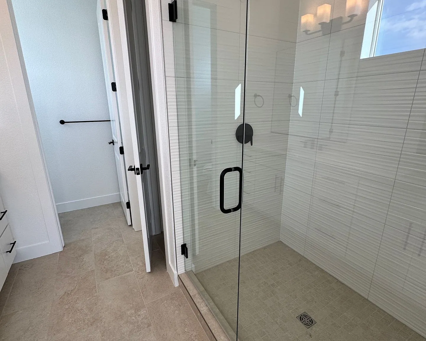 707 Saddle Drive — Photo 4