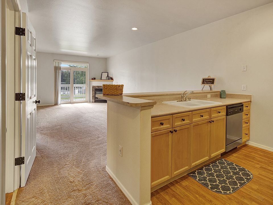 The Highlands Luxury Apartments - Kitchen