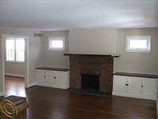 4th image of 726 Hawthorn Ave