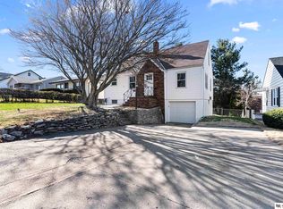 4819 Hickory St, Omaha, NE 68106