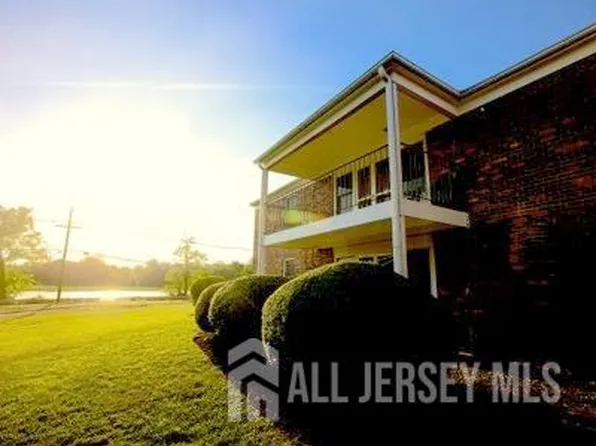 304 Lakeview Ter, Princeton, NJ 08540