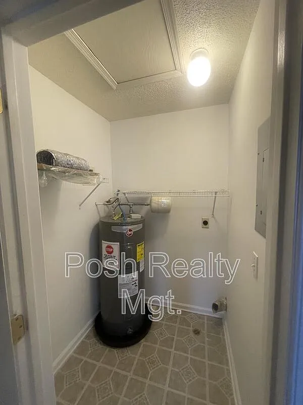 2 bed, 2.0 bath, 871 sqft, $1,145 — Photo 4