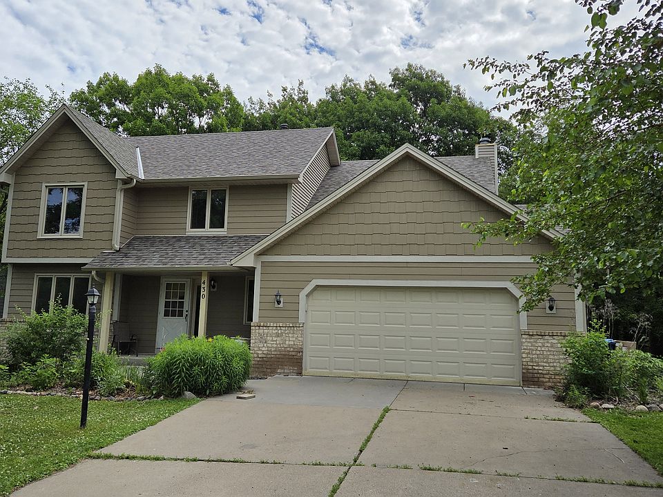 1st image of 430 Zinnia Ln N