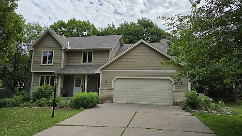 430 Zinnia Ln N Photo 1
