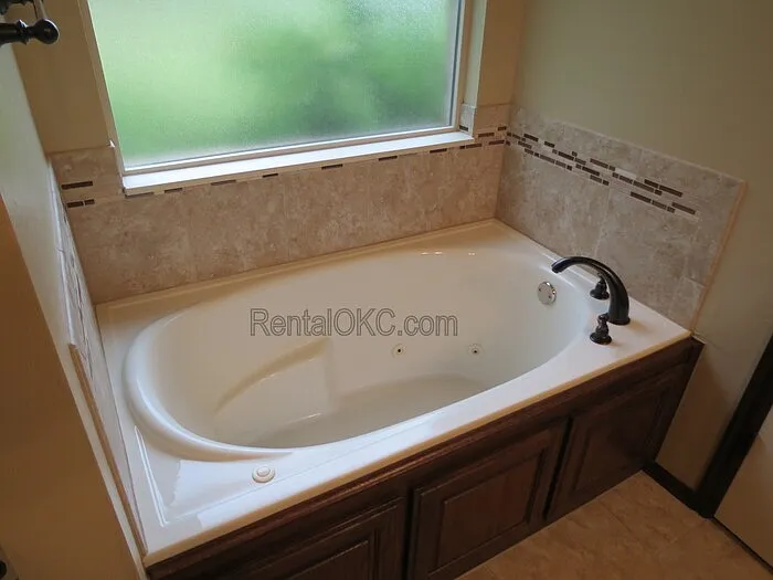 5824 Lost Deer Dr — Photo 4
