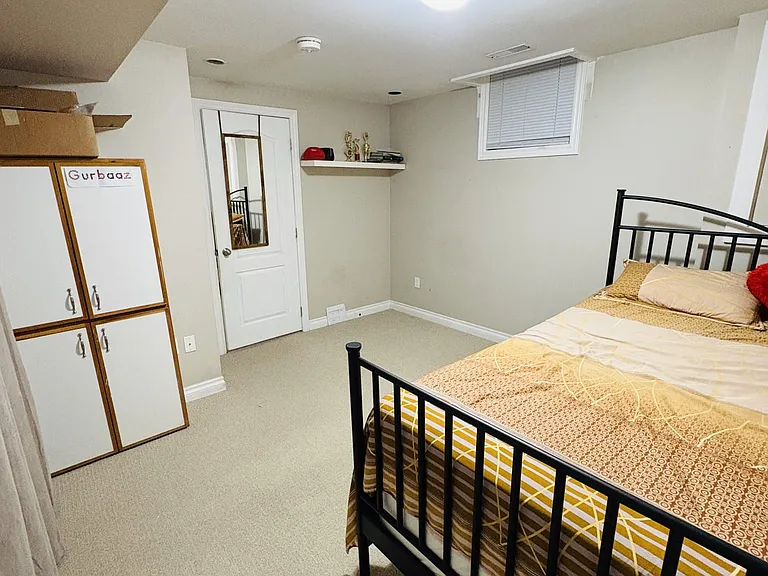 532 Woodward Ave #BASEMENT — Photo 9