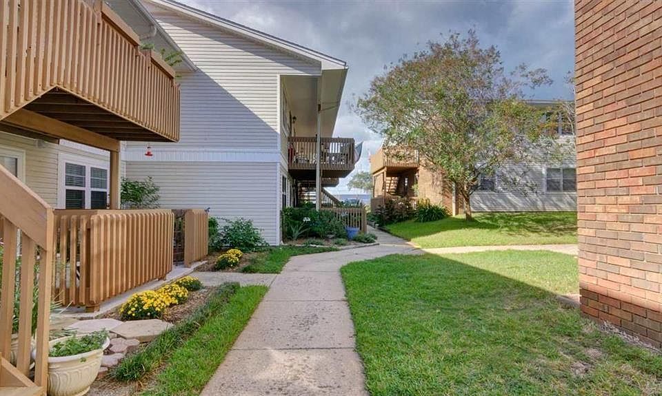 1st image of 1200 Shoreline Dr #G