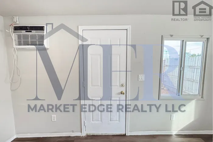 3601 W Melvin St #9 — Photo 9