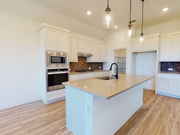 Brookshire at Legacy Hills - Lampasas Interior Image 4