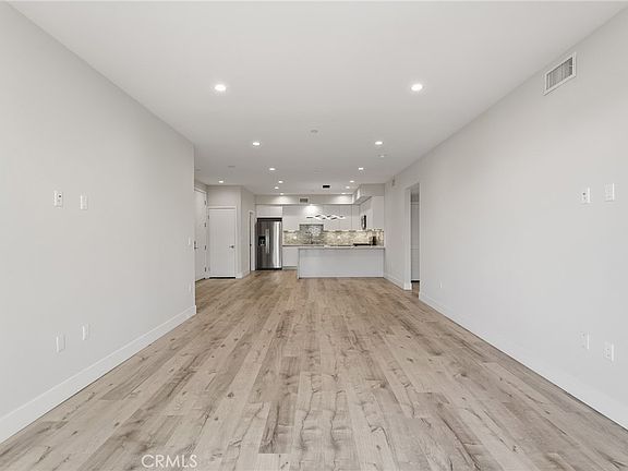 2nd image of 5820 La Mirada Ave #402