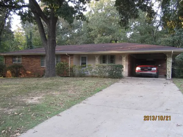 1609 Winston St, Florence, AL 35630