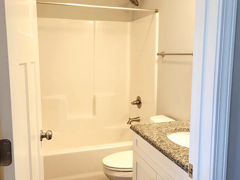 94 N Knoll Rd — Photo 11